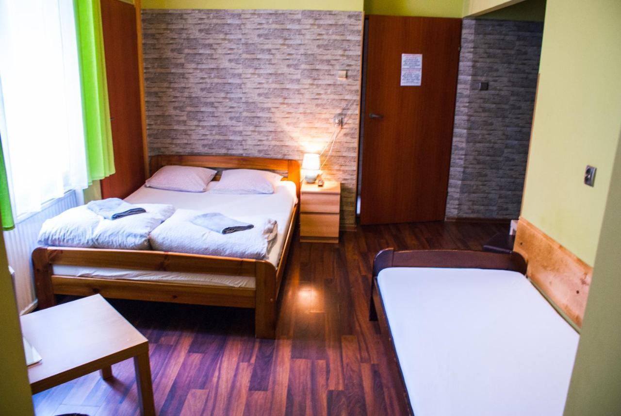 كراكوفيا Smocza Jama Hostel المظهر الخارجي الصورة